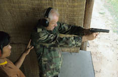 Cambodge - Shooting range - 9